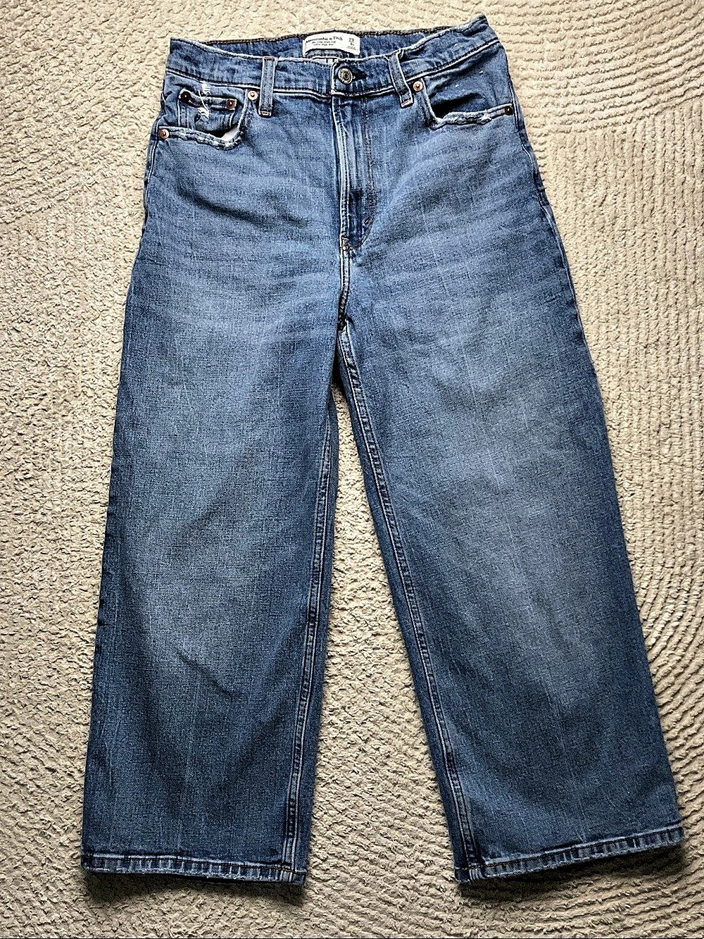 Abercrombie & Fitch The Crop Wide Leg Ultra High Rise Jeans Blue Waist 29